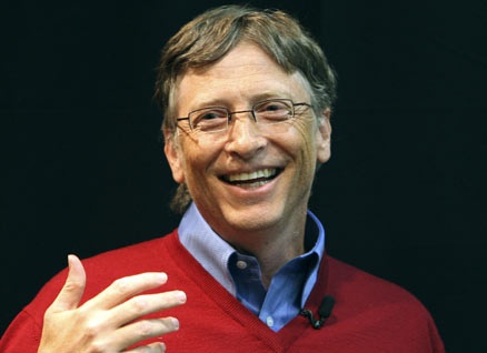 Bill Gates faz alerta sobre leitura em plena era da IA: “Sem livros, nossos filhos serão incapazes de escrever a própria história”